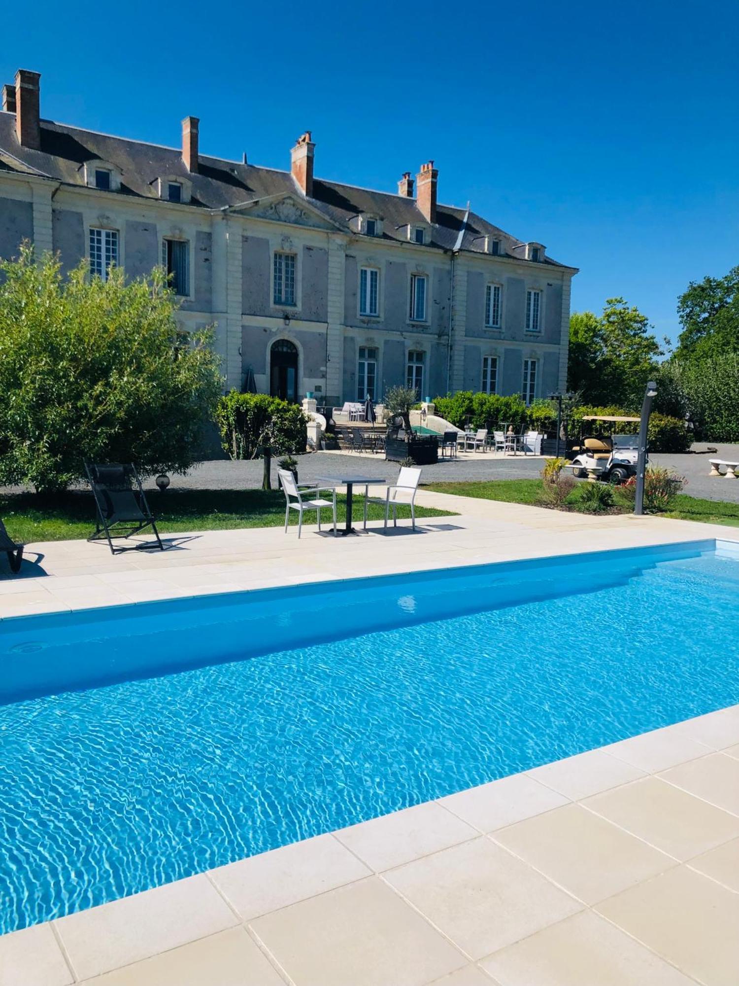 Hotel Particulier Chateau Des Marais Proximite Et Vue Sur Le Lac De Grand Lieu Saint-Philbert-de-Grand-Lieu ภายนอก รูปภาพ